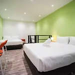 The M Pool Villas Bangkok - Bts Ekkamai