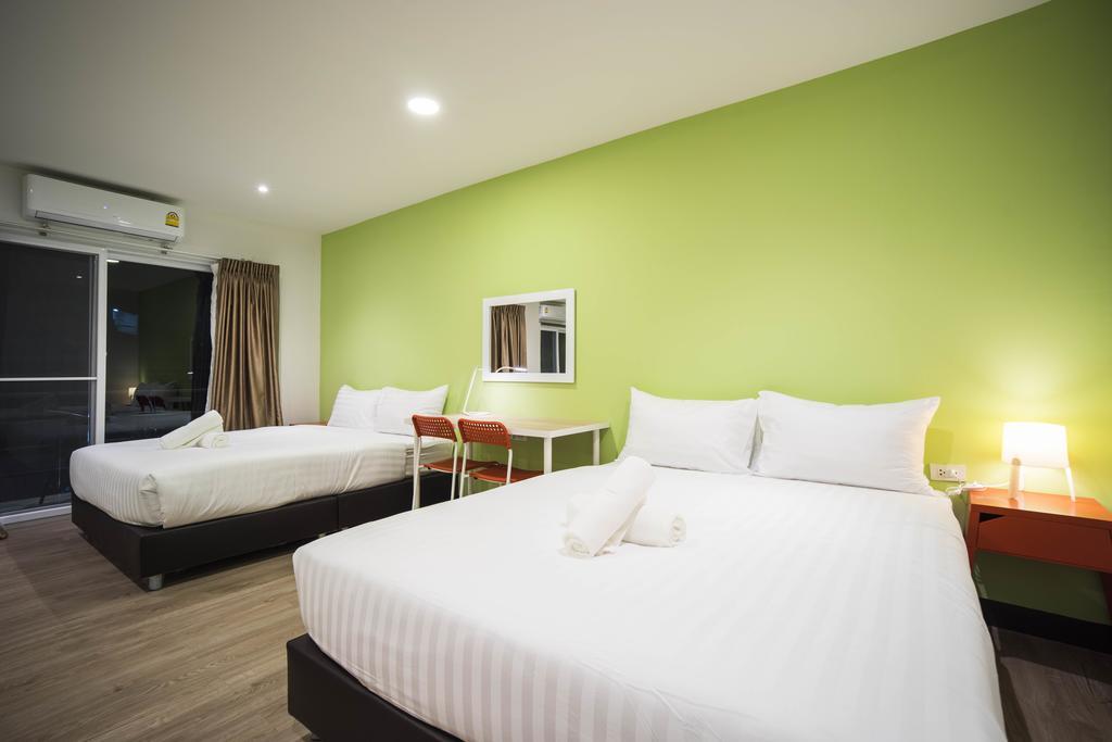 The M Pool - Bts Ekkamai Hotel Bangkok